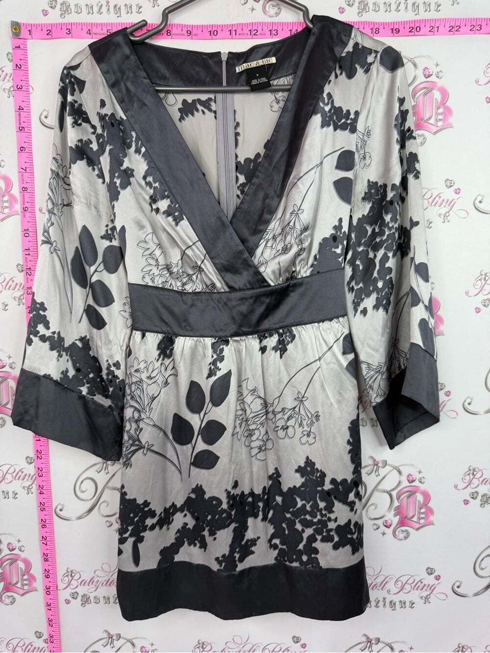 mac & jac silk mini dress or shirt Neck Floral Top Black Trim